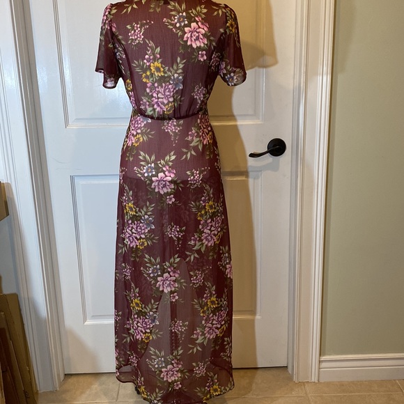 AE Smocked Floral “Kimono” - Picture 2 of 4